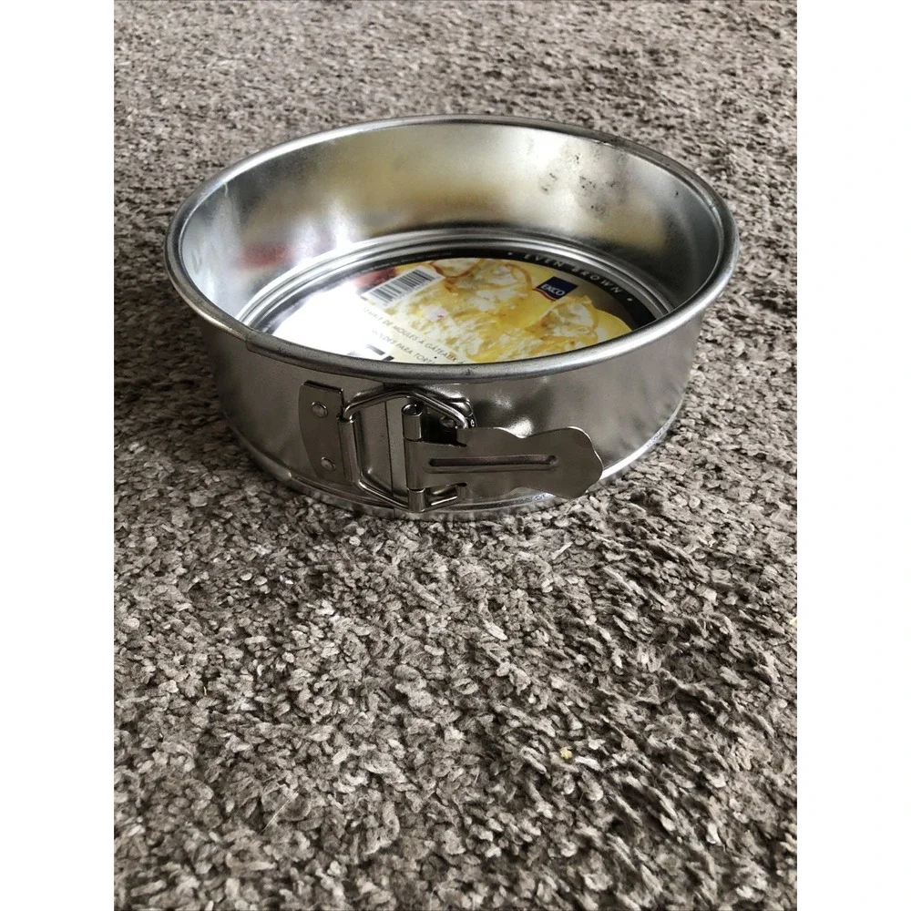 Vintage EKCO Springform Cake Pan 7.5